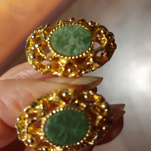 BC Jade Cuff Links - Picture 6 of 9